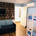 아파트 Schwimmendes Haus Elandi By Interhome