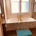 아파트 Schwimmendes Haus Elandi By Interhome