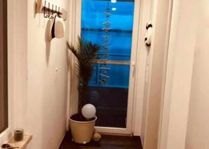 Schwimmendes Haus Elandi By Interhome Niemegk (Saxony-Anhalt)