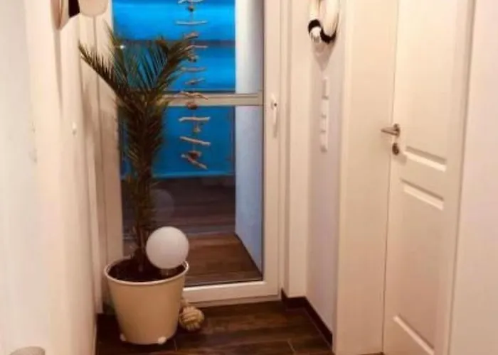 Apartment Schwimmendes Haus Elandi By Interhome Niemegk (Saxony-Anhalt)